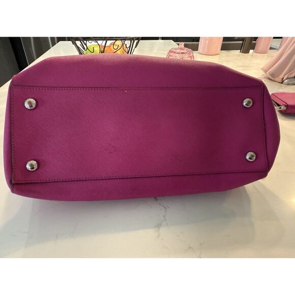 Michael Kors Dark PINK Large Jet Set Tote with Matching Wallet - Picture 8 of 16